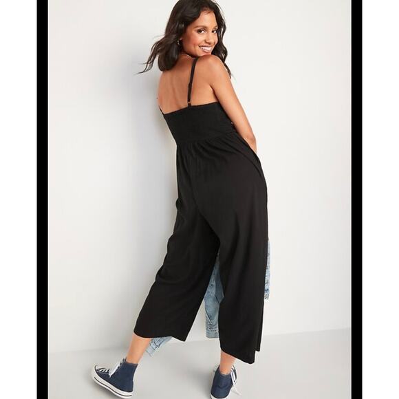 Old Navy 100 Cotton Smocked Back Wide Leg Ankle Jumpsuit Large Black EUC Boho - Picture 2 of 13